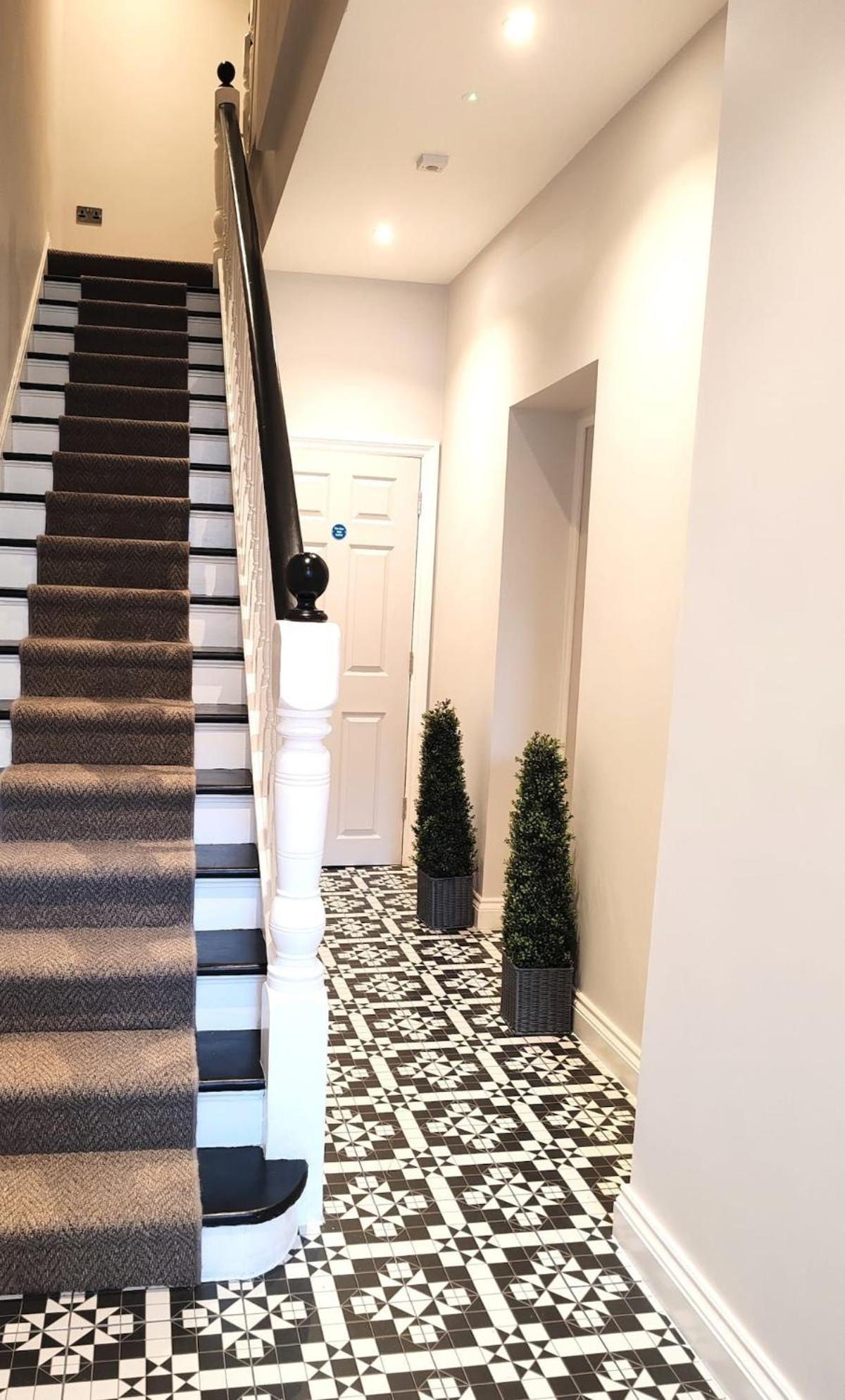 Stunning Modern Apartment Sleeps 4 - 6 Min Walk From Golden Beaches-Free Parking Борнмут Екстер'єр фото